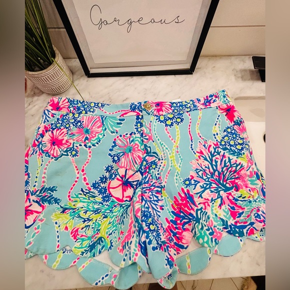 Lily Pulitzer shorts - Picture 2 of 2